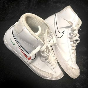 Size 5Y Nike Blazer Dunks Unisex Color way Worn Twice